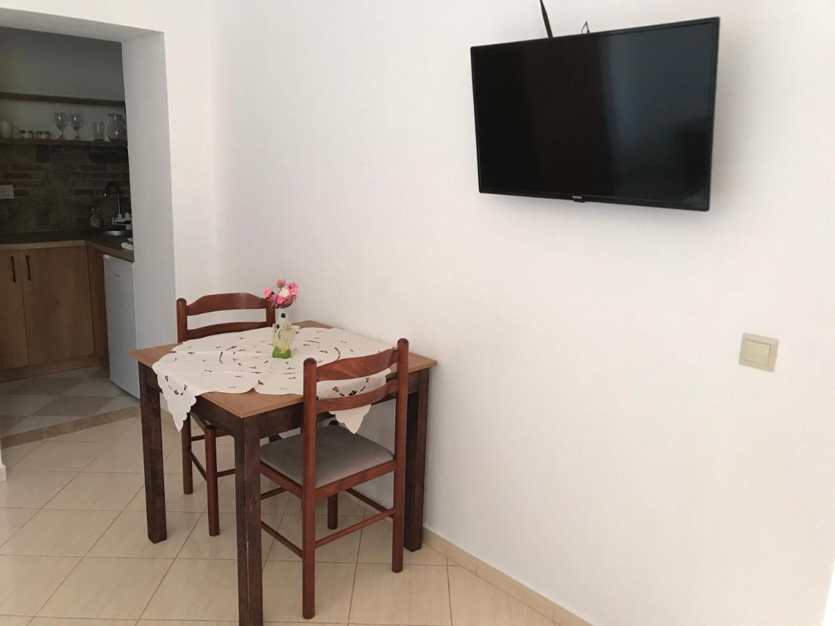 סרנדה Elti Apartment מראה חיצוני תמונה